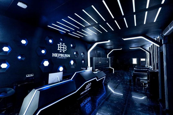 2_resize.jpg 2_resize.jpg