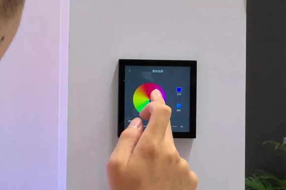 4_resize.jpg 4_resize.jpg