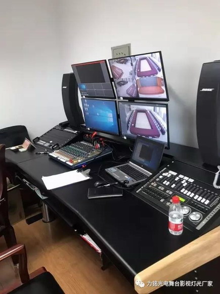 4_resize.jpg 4_resize.jpg