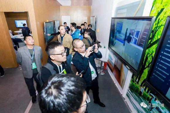 2_resize.jpg 2_resize.jpg